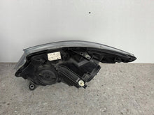 Laden Sie das Bild in den Galerie-Viewer, Frontscheinwerfer Mercedes-Benz Vito A4479067800 1EL0112841800346743 Rechts SCH6652376252un