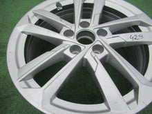 Load image into Gallery viewer, 1x Alufelge 17 Zoll 6.5&quot; 5x112 43ET Silber 8Y0601025L Audi A3 Rim Wheel