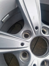 Load image into Gallery viewer, 1x Alufelge 16 Zoll 7.0&quot; 5x120 40ET Glanz Silber 6796199 BMW 1 F21 F20 Rim Wheel