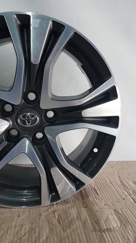 1x Alufelge 17 Zoll 7.0" 5x114.3 39ET Toyota Rav 4 Rim Wheel