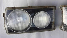 Laden Sie das Bild in den Galerie-Viewer, Frontscheinwerfer Mercedes-Benz W123 11768300 Vorderseite Scheinwerfer Headlight