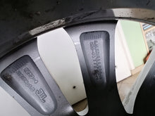 Load image into Gallery viewer, 1x Alufelge 16 Zoll 6.5" 5x114.3 44ET 403005287R Renault Megane 1 Rim Wheel FEL5273094837zm