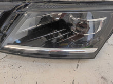 Laden Sie das Bild in den Galerie-Viewer, Frontscheinwerfer Skoda Octavia III 5E1941015E LED Links Scheinwerfer Headlight SCH5112649785ix