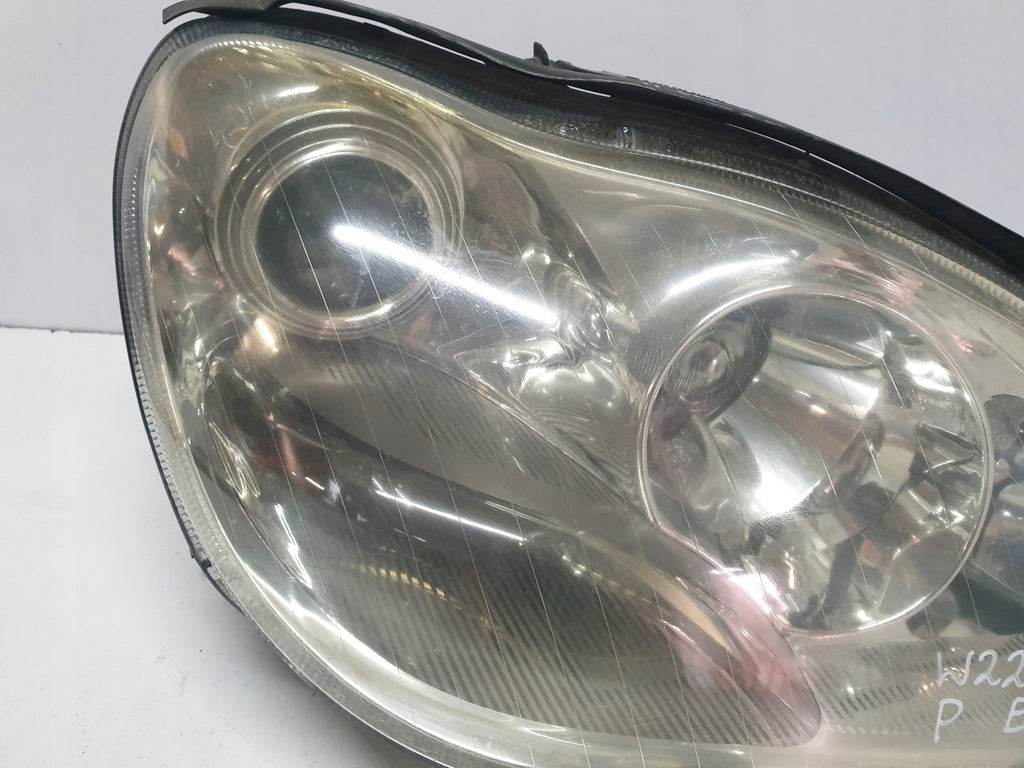 Frontscheinwerfer Mercedes-Benz W220 A2208202401 Xenon Rechts Headlight