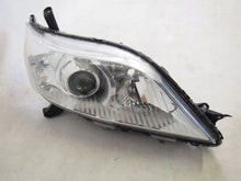 Laden Sie das Bild in den Galerie-Viewer, Frontscheinwerfer Toyota Sienna Rechts Scheinwerfer Headlight SCH9117867931gp
