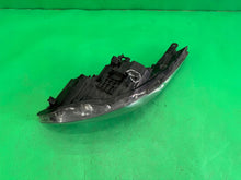 Load image into Gallery viewer, Frontscheinwerfer Hyundai Elantra Rechts Scheinwerfer Headlight