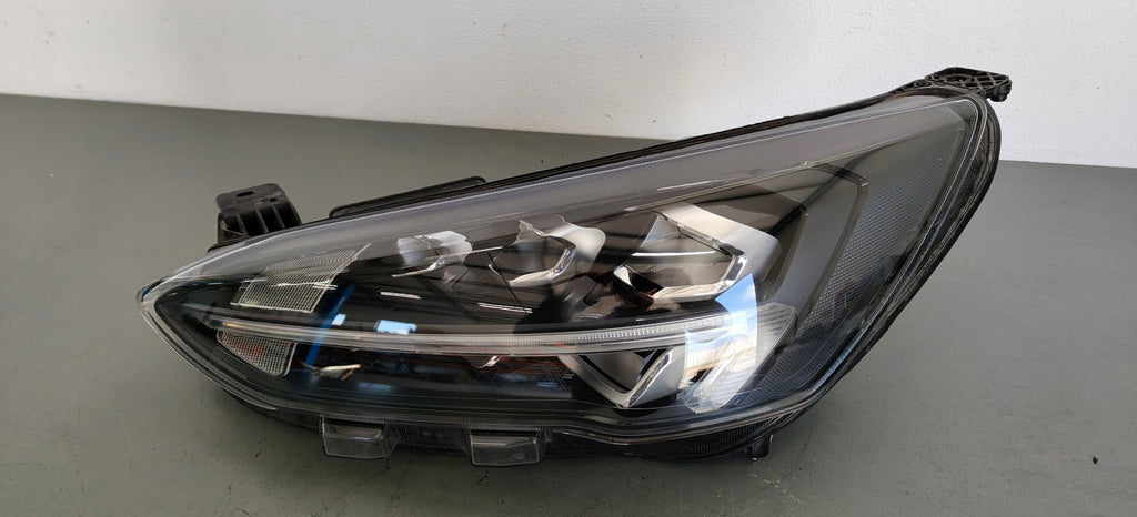 Frontscheinwerfer Ford Focus JX7B-13E015-CE Links Scheinwerfer Headlight SCH2519854649kj