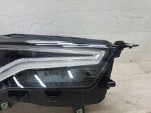 Laden Sie das Bild in den Galerie-Viewer, Frontscheinwerfer Seat Ateca 576941032B LED Rechts Scheinwerfer Headlight