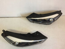 Load image into Gallery viewer, Frontscheinwerfer Hyundai Tucson R009D200JK0 Ein Satz Scheinwerfer Headlight SCH6142458913zg