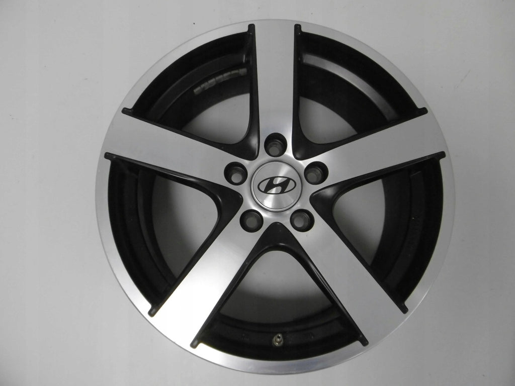 1x Alufelge 17 Zoll 7.0" 5x114.3 48ET KBA48060 Hyundai Rim Wheel