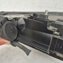 Laden Sie das Bild in den Galerie-Viewer, Frontscheinwerfer Audi A1 8X0941004 Rechts Scheinwerfer Headlight
