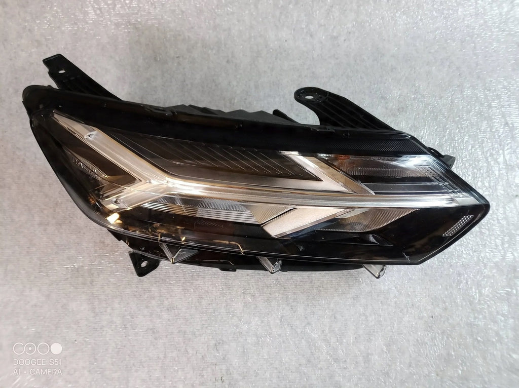 Frontscheinwerfer Dacia Sandero III 260101940R Vorderseite Headlight