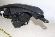 Laden Sie das Bild in den Galerie-Viewer, Frontscheinwerfer Kia Sportage Xenon Rechts Scheinwerfer Headlight SCH7741025268gv
