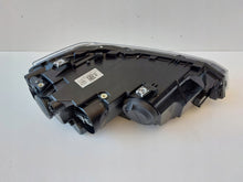 Laden Sie das Bild in den Galerie-Viewer, Frontscheinwerfer VW Polo 2G1941005 Links Scheinwerfer Headlight