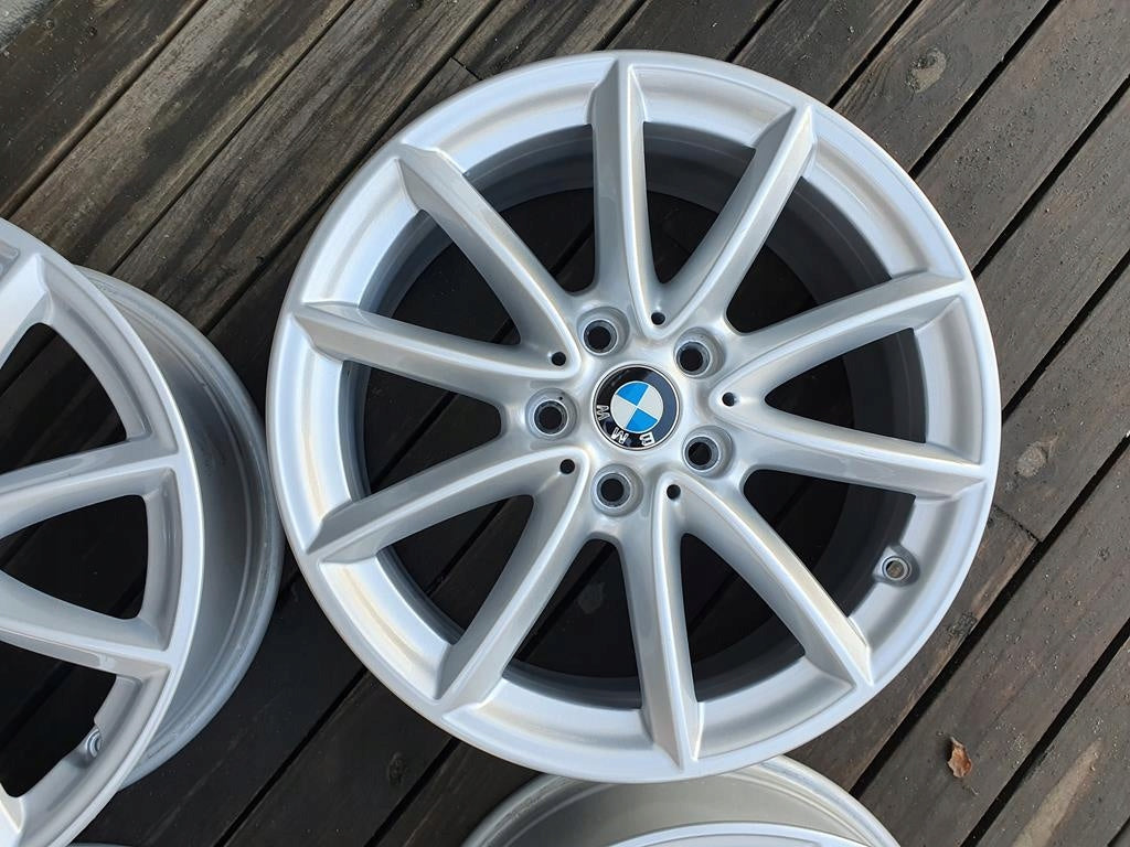 4x Alufelge 17 Zoll 7.5" 5x112 52ET Glanz Silber 6856061- BMW F45 F39 X1 F48 F46 FEL7732444917cm
