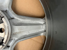 Load image into Gallery viewer, 1x Alufelge 19 Zoll 8.0" 5x112 A1564010600 Mercedes-Benz Gla Rim Wheel FEL8290443589zt