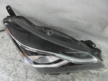 Laden Sie das Bild in den Galerie-Viewer, Frontscheinwerfer Toyota Yaris LED Rechts Scheinwerfer Headlight