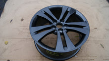Load image into Gallery viewer, 1x Alufelge 17 Zoll 7.0" 5x100 41ET Glanz Schwarz 5J0601025H Skoda I Rim Wheel FEL5781595080vm