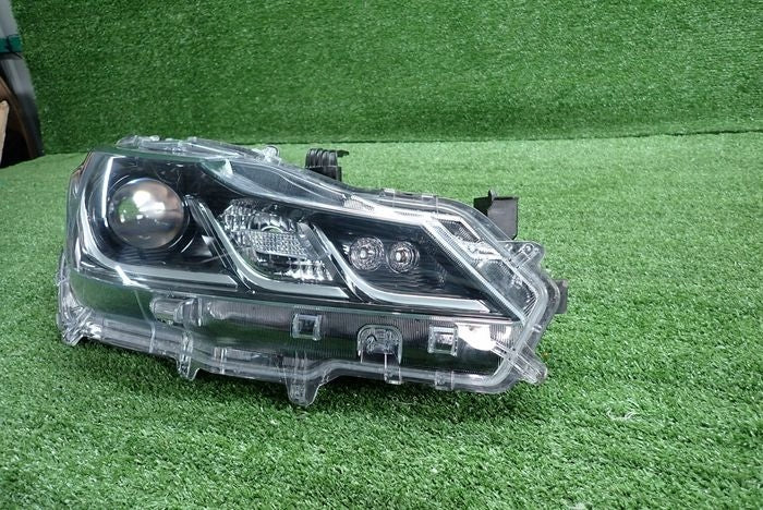 Frontscheinwerfer Toyota Corolla 8111002T3100 Rechts Scheinwerfer Headlight SCH2222006148pn