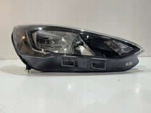 Laden Sie das Bild in den Galerie-Viewer, Frontscheinwerfer Ford Focus MX7B-13E014-CE LED Rechts Scheinwerfer Headlight SCH6328010671tv