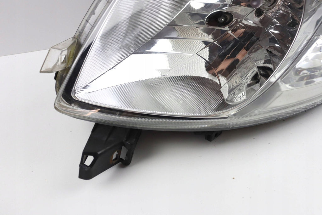 Frontscheinwerfer Toyota Yaris 811300D120 Links Scheinwerfer Headlight SCH9244230761oo