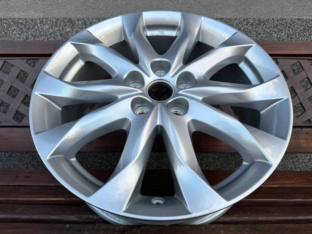 1x Alufelge 18 Zoll 7.0" 5x114.3 50ET Glanz Silber 996527080 Mazda Cx-3 FEL5887029889ur