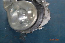 Laden Sie das Bild in den Galerie-Viewer, Frontscheinwerfer Mercedes-Benz W203 A2038203761 Xenon Links Headlight SCH2667063392qf