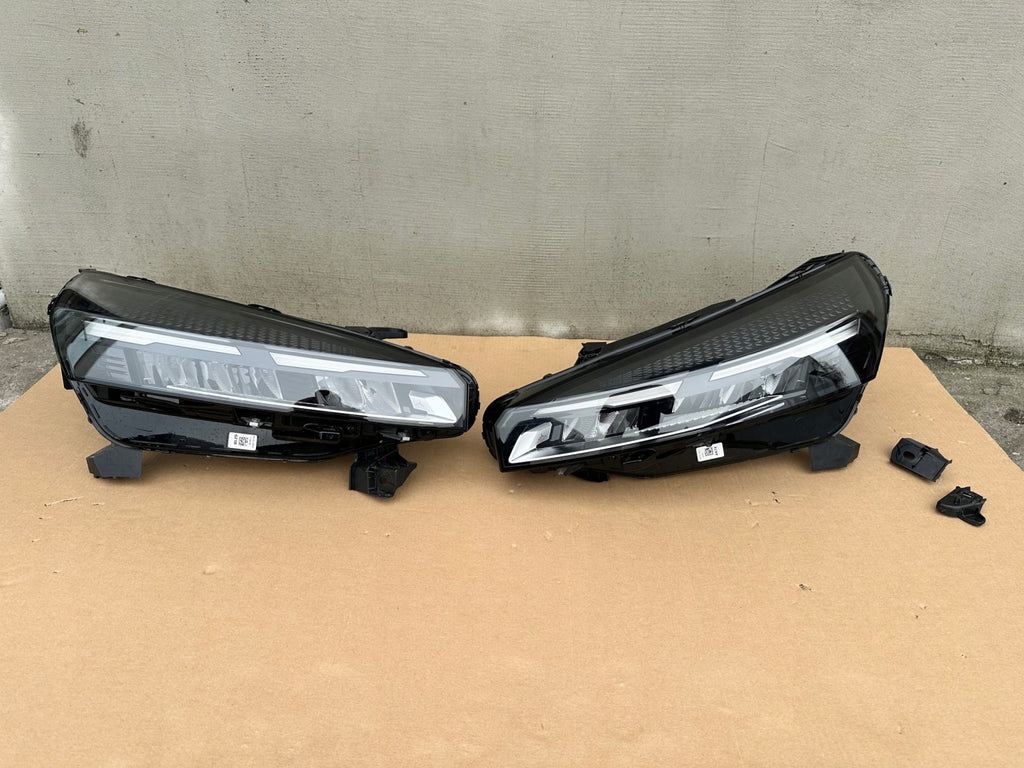 Frontscheinwerfer Renault Clio I V 260103507R 260600149R Ein Satz Headlight SCH1158467266hh