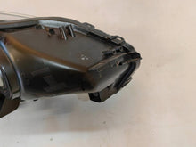Laden Sie das Bild in den Galerie-Viewer, Frontscheinwerfer Toyota Prius Plus CCI2286 Links Scheinwerfer Headlight SCH1913196957tp