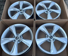 Load image into Gallery viewer, 4x Alufelge 19 Zoll 7.0" 5x112 34ET Glanz Silber 80A601025 Audi Q5 Rim Wheel FEL2037885068vr