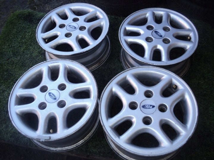 4x Alufelge 13 Zoll 5.5" 4x108 41ET Glanz Weiß Ford I Rim Wheel FEL4658905540xc