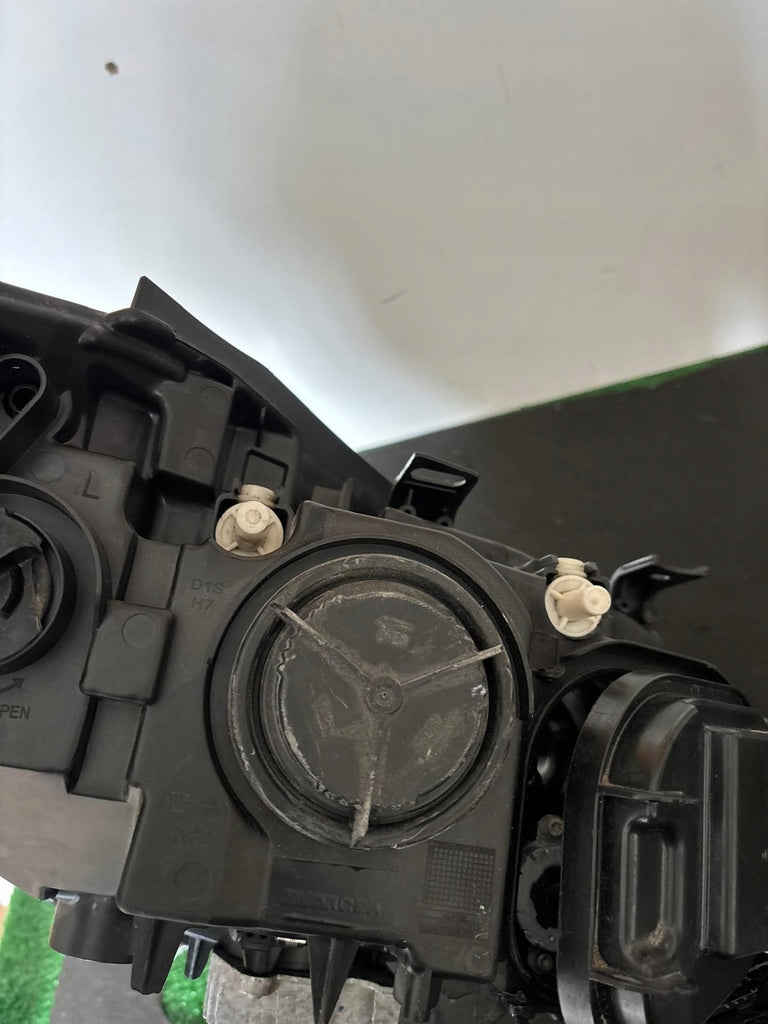 Frontscheinwerfer BMW X1 F48 90020685 729026707 Xenon Rechts oder Links SCH9705894163zn