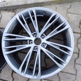 1x Alufelge 19 Zoll 8.5