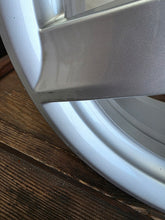 Load image into Gallery viewer, 1x Alufelge 16 Zoll 6.5" 5x112 33ET Glanz Silber 7N5601025 Seat Alhambra FEL7989824690dx