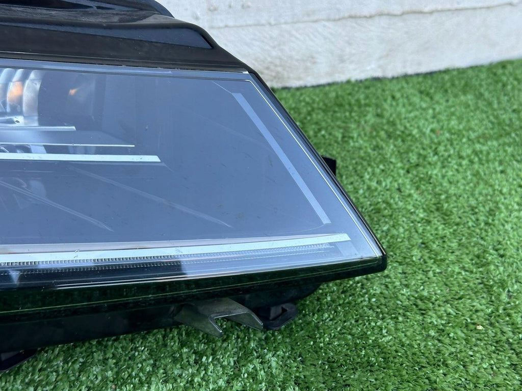 Frontscheinwerfer Skoda Superb III 3V1941016D Full LED Rechts Headlight