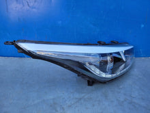 Laden Sie das Bild in den Galerie-Viewer, Frontscheinwerfer Kia Ceed 92101-A2260 LED Rechts Scheinwerfer Headlight