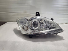Laden Sie das Bild in den Galerie-Viewer, Frontscheinwerfer Mercedes-Benz Viano W639 Vito A6398202961 Xenon Rechts SCH2943973963bu