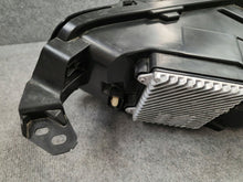 Laden Sie das Bild in den Galerie-Viewer, Frontscheinwerfer VW Transporter S74113E016 LED Rechts Scheinwerfer Headlight SCH6670628656in