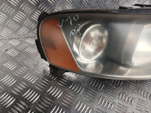 Load image into Gallery viewer, Frontscheinwerfer Volvo V70 II 30698836 Rechts Scheinwerfer Headlight