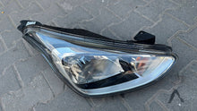 Load image into Gallery viewer, Frontscheinwerfer Hyundai I10 92102-B9000 LED Rechts Scheinwerfer Headlight