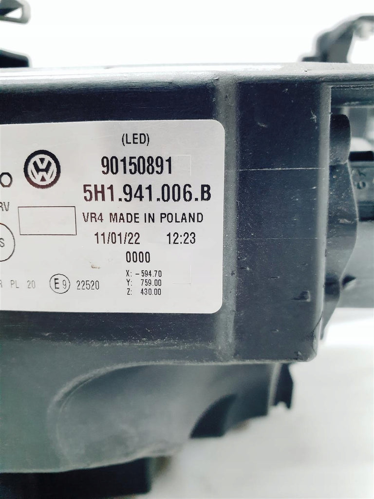 Frontscheinwerfer VW Golf VIII 90150891 5H1941006B LED Rechts Headlight SCH8609922196gf