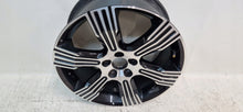Laden Sie das Bild in den Galerie-Viewer, 1x Alufelge 18 Zoll 7.5" 5x108 50 5ET Glanz Schwarz 31471552 Volvo Rim Wheel FEL3514775610qx