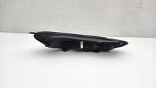Laden Sie das Bild in den Galerie-Viewer, Frontscheinwerfer Hyundai Kona 92207-J9000 Links Scheinwerfer Headlight SCH5024390599kx