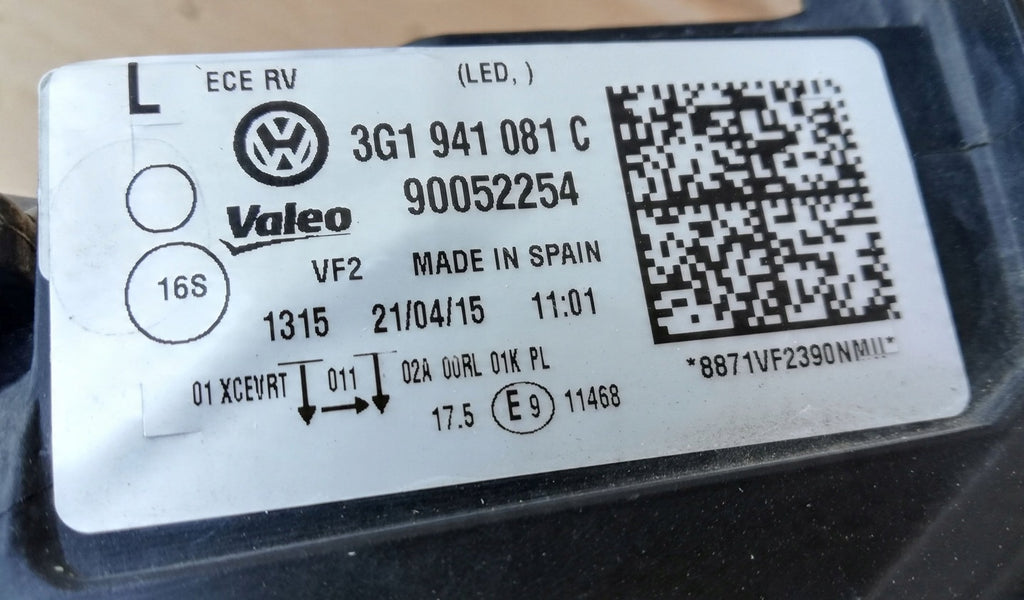 Frontscheinwerfer VW Passat B8 90108679 LED Links Scheinwerfer Headlight