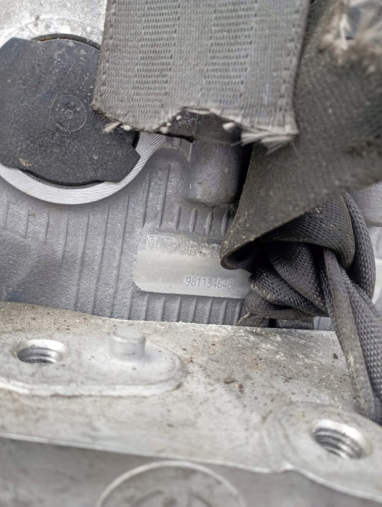 Motor Peugeot 2008 101BAN HN05 1.2 THP 27TKm 2023 Benzin Engine Komplett