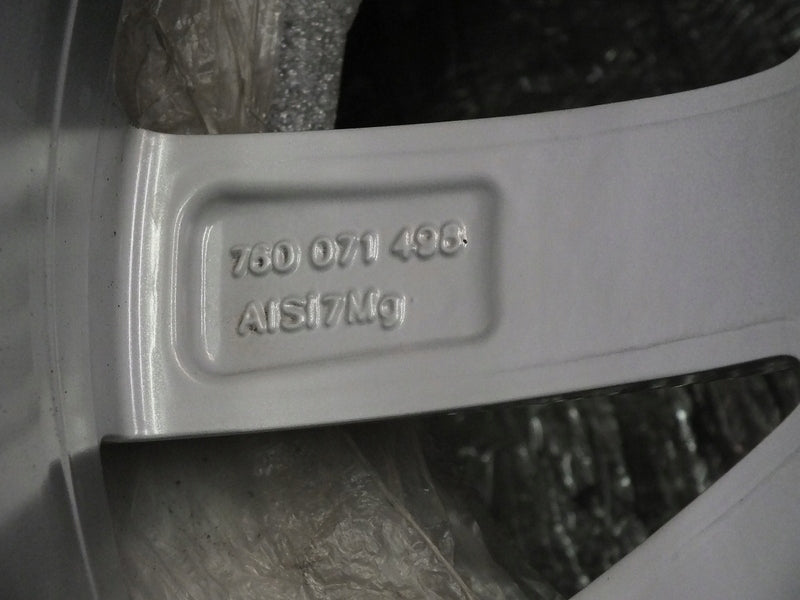 1x Alufelge 18 Zoll 8.0" 5x112 25ET Glanz Silber 760071498 VW Touareg Rim Wheel