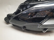 Laden Sie das Bild in den Galerie-Viewer, Frontscheinwerfer Peugeot 2008 I 9825313980 Links Scheinwerfer Headlight SCH6579177377ie