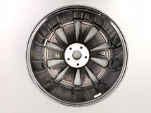 Load image into Gallery viewer, 1x Alufelge 18 Zoll 7.5&quot; 5x112 40ET 57H601025K Skoda Kodiaq Rim Wheel