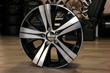 Load image into Gallery viewer, 1x Alufelge 17 Zoll 7.0&quot; 5x112 44 5ET A2064017100 Mercedes-Benz W206 Rim Wheel