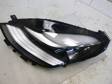 Load image into Gallery viewer, Frontscheinwerfer Tesla Model 3 1077375-50-B LED Links Scheinwerfer Headlight